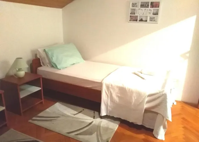 Apartmani Ruzmarin - Seget Donji, Trogir